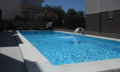 Blue Breeze — Apartment #7 mit Pool (2+3), Novalja